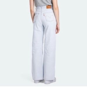 Levi’s ribcage wide leg